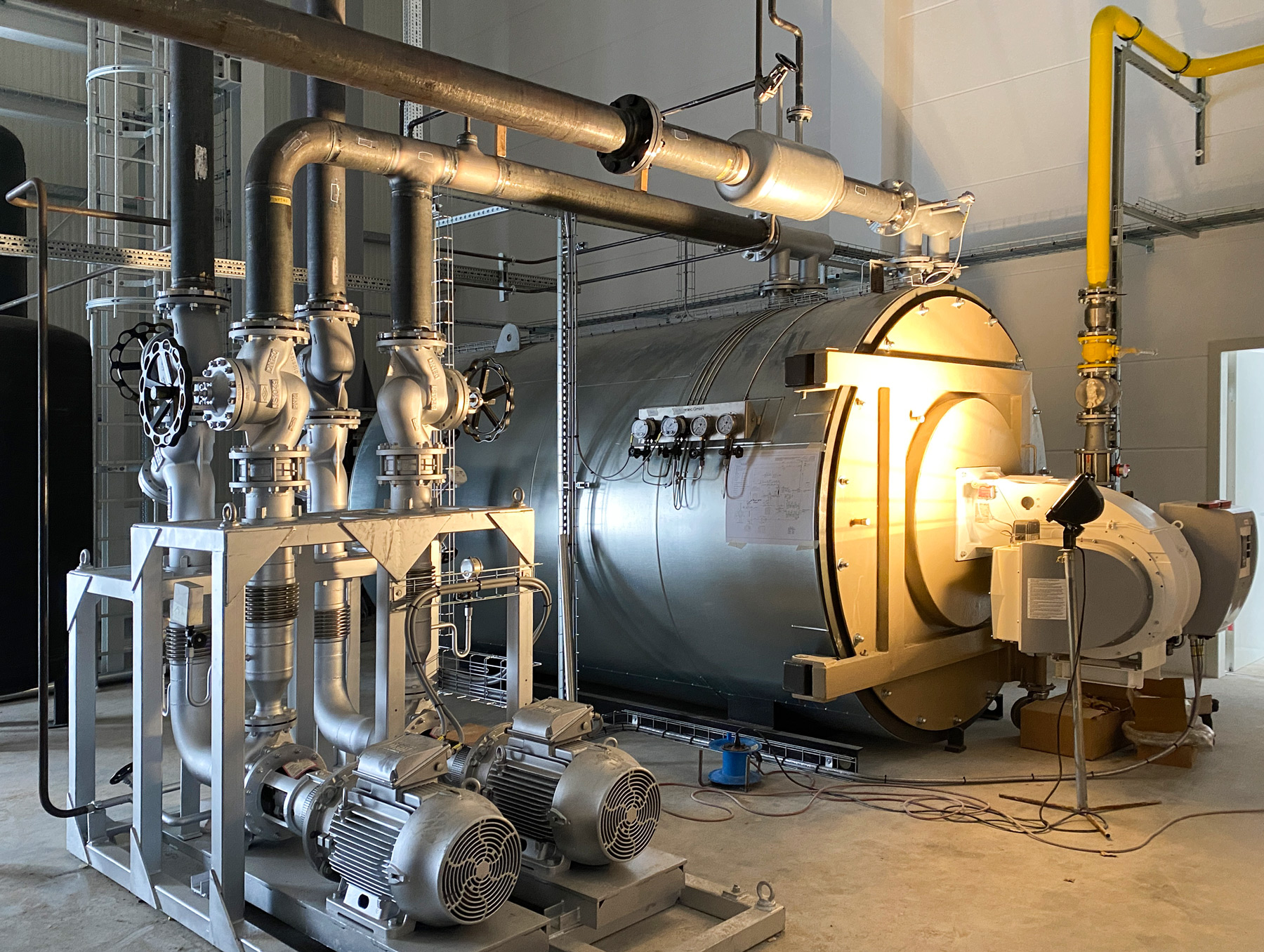 <h2>Service and maintenance</h2> test