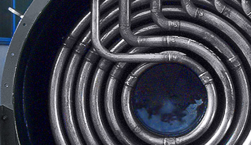 Rohre kreisförmig angeordnet auf dunklem Hintergrund